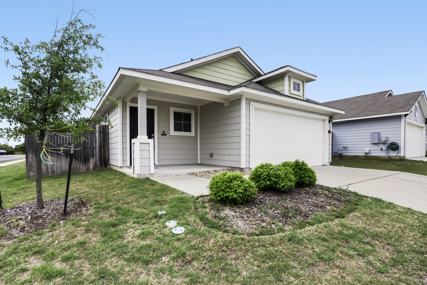 201 Stein Road Georgetown, TX 78626 - Photo 2 of 28