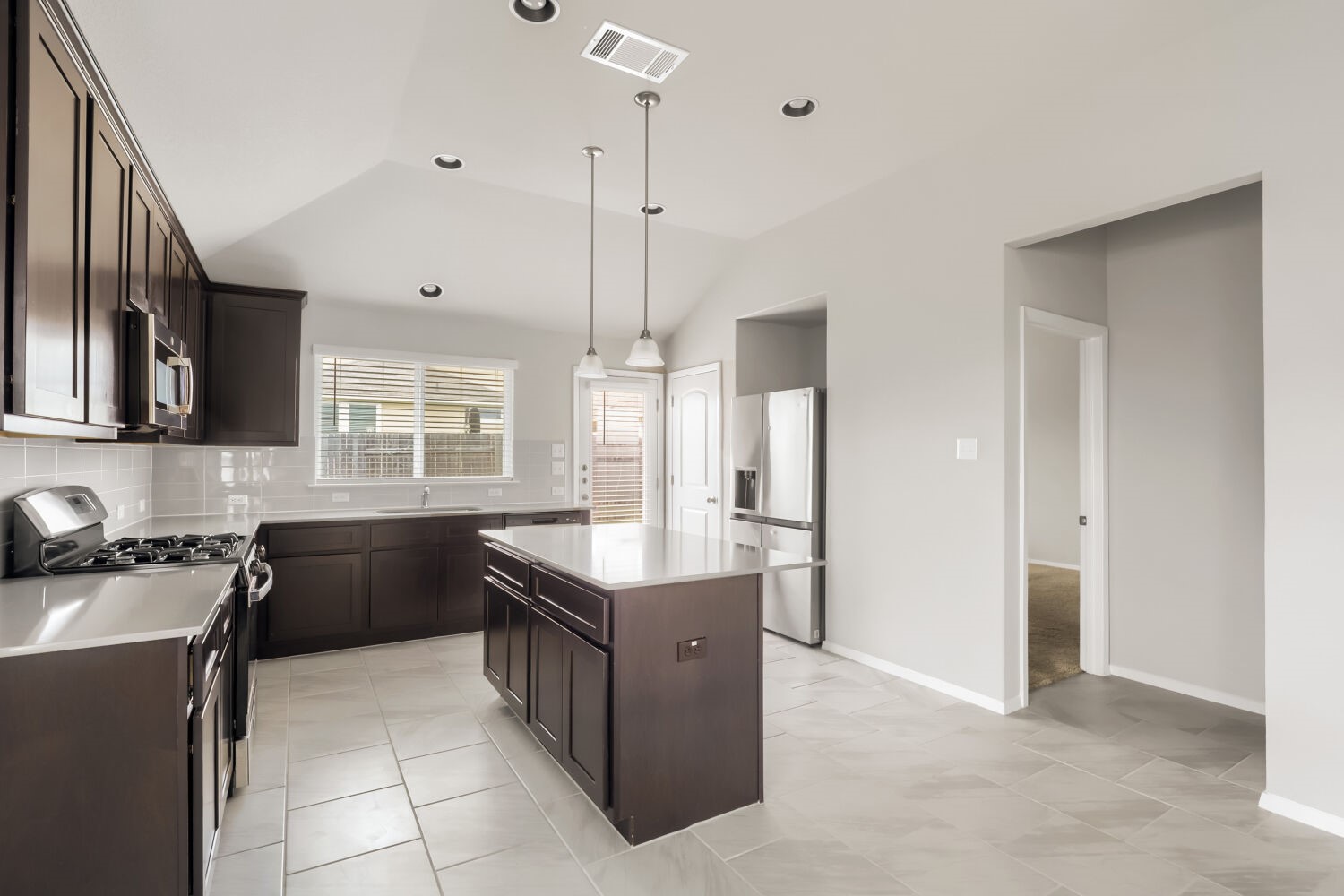 201 Stein Road Georgetown, TX 78626 - Photo 8 of 28