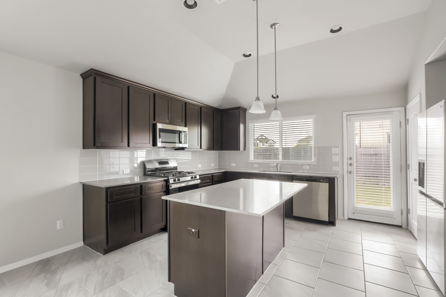 201 Stein Road Georgetown, TX 78626 - Photo 9 of 28