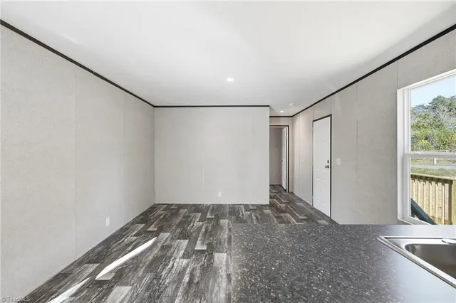 $160,900 | 185 Glen Terrace, Mount Airy, NC 27030