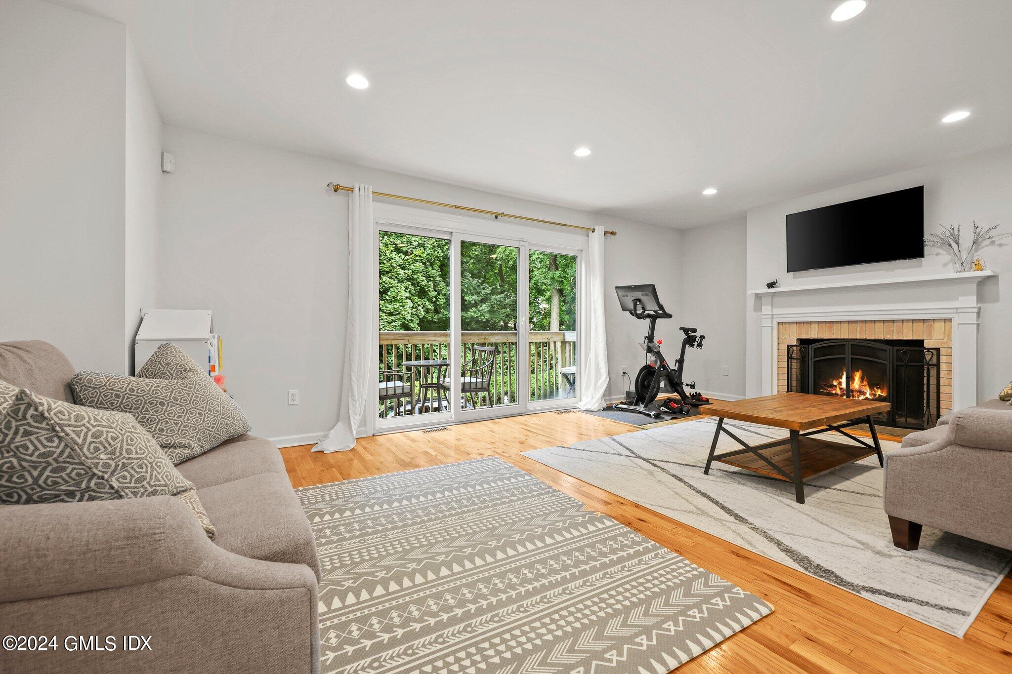 78 River Road, Unit 9 Cos Cob, CT 06807 - Photo 12 of 49 13-web-or-mls-78-river-rd-unit-9