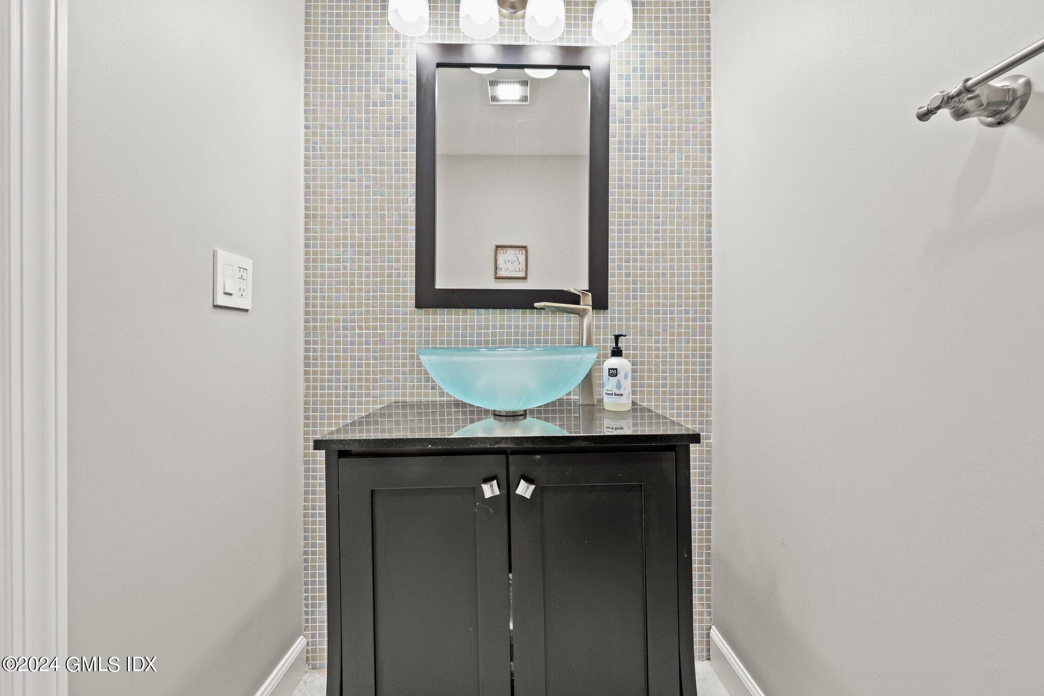 78 River Road, Unit 9 Cos Cob, CT 06807 - Photo 18 of 49 18-web-or-mls-78-river-rd-unit-9