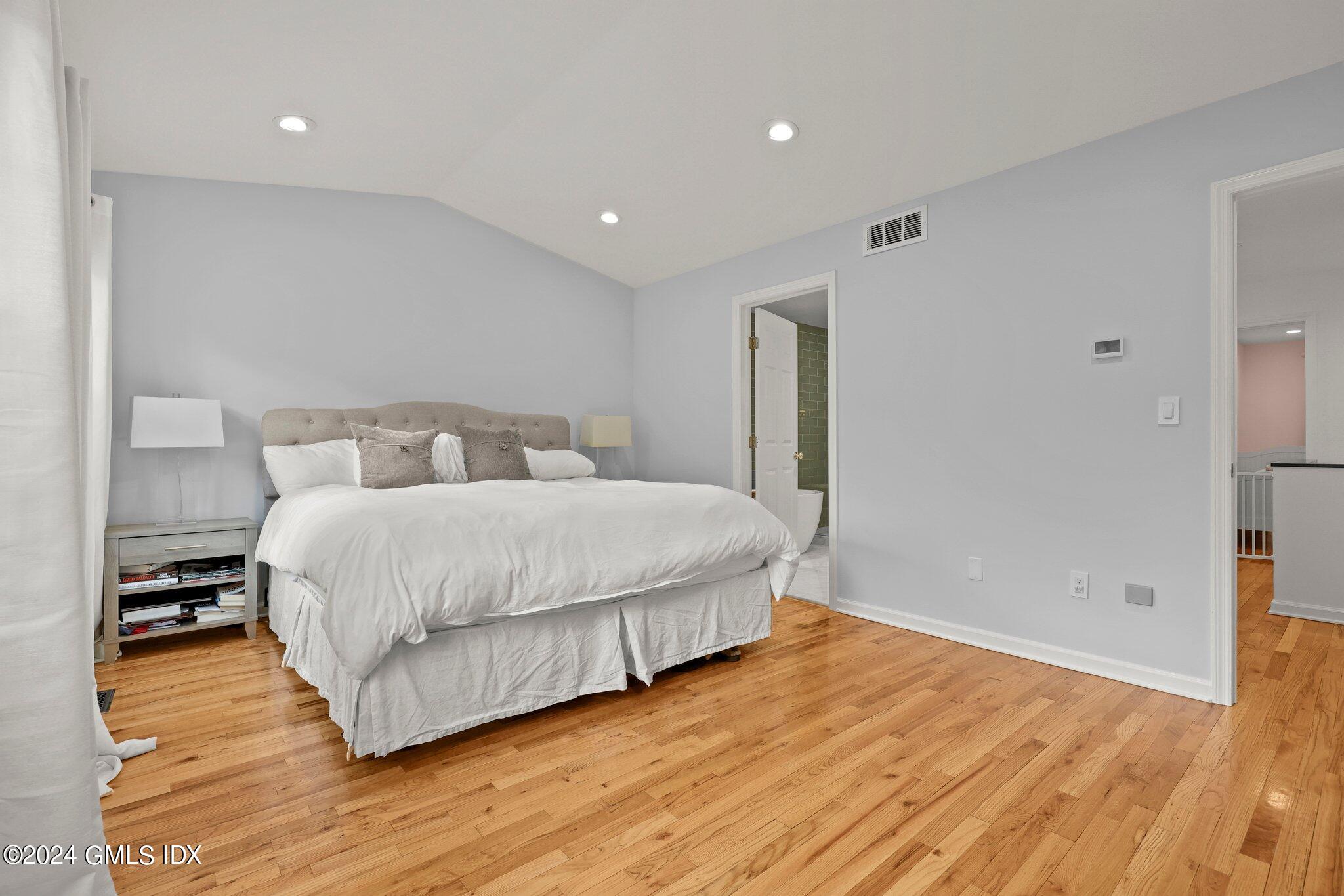 78 River Road, Unit 9 Cos Cob, CT 06807 - Photo 24 of 49 25-web-or-mls-78-river-rd-unit-9