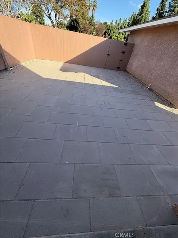 $4,000 | 957 South Salem Street, Anaheim, CA 92802