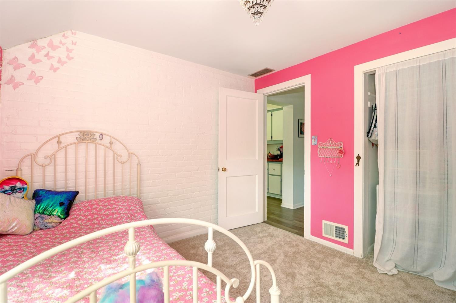 2525 Kimberley Road Ann Arbor, MI 48104 - Photo 10 of 28 Photo 10