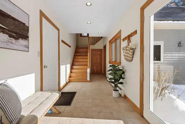 $1,049,000 | 200 Sisquisic Trail, Yarmouth, ME 04096