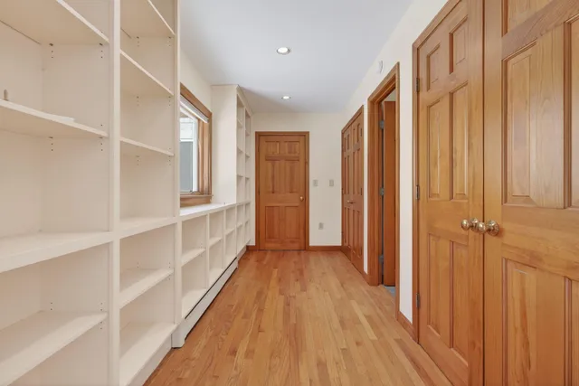 $1,049,000 | 200 Sisquisic Trail, Yarmouth, ME 04096