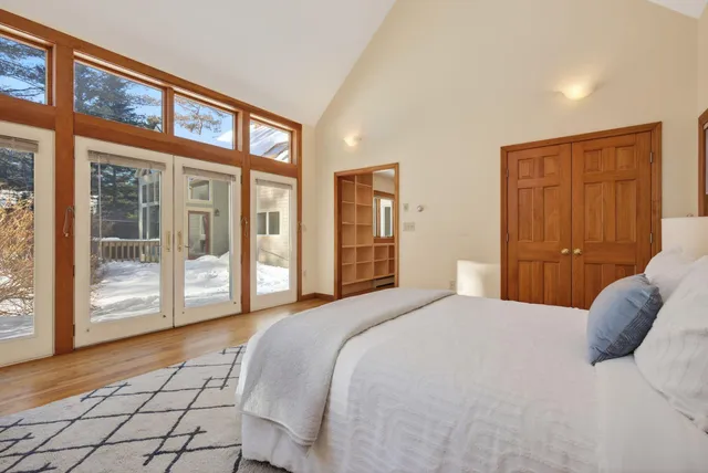 $1,049,000 | 200 Sisquisic Trail, Yarmouth, ME 04096