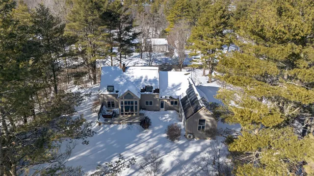 $1,049,000 | 200 Sisquisic Trail, Yarmouth, ME 04096