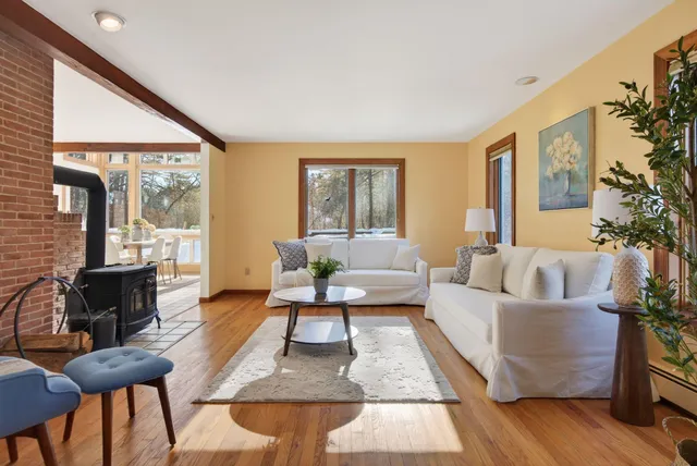 $1,049,000 | 200 Sisquisic Trail, Yarmouth, ME 04096