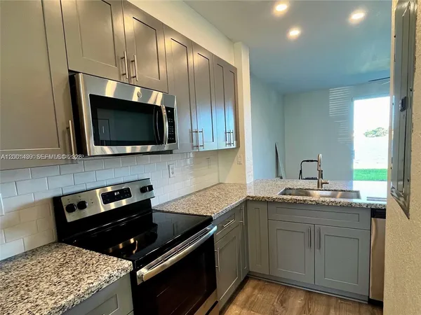 $2,600 | 9123 Southwest 227th Street, Unit 4, Cutler Bay, FL 33190