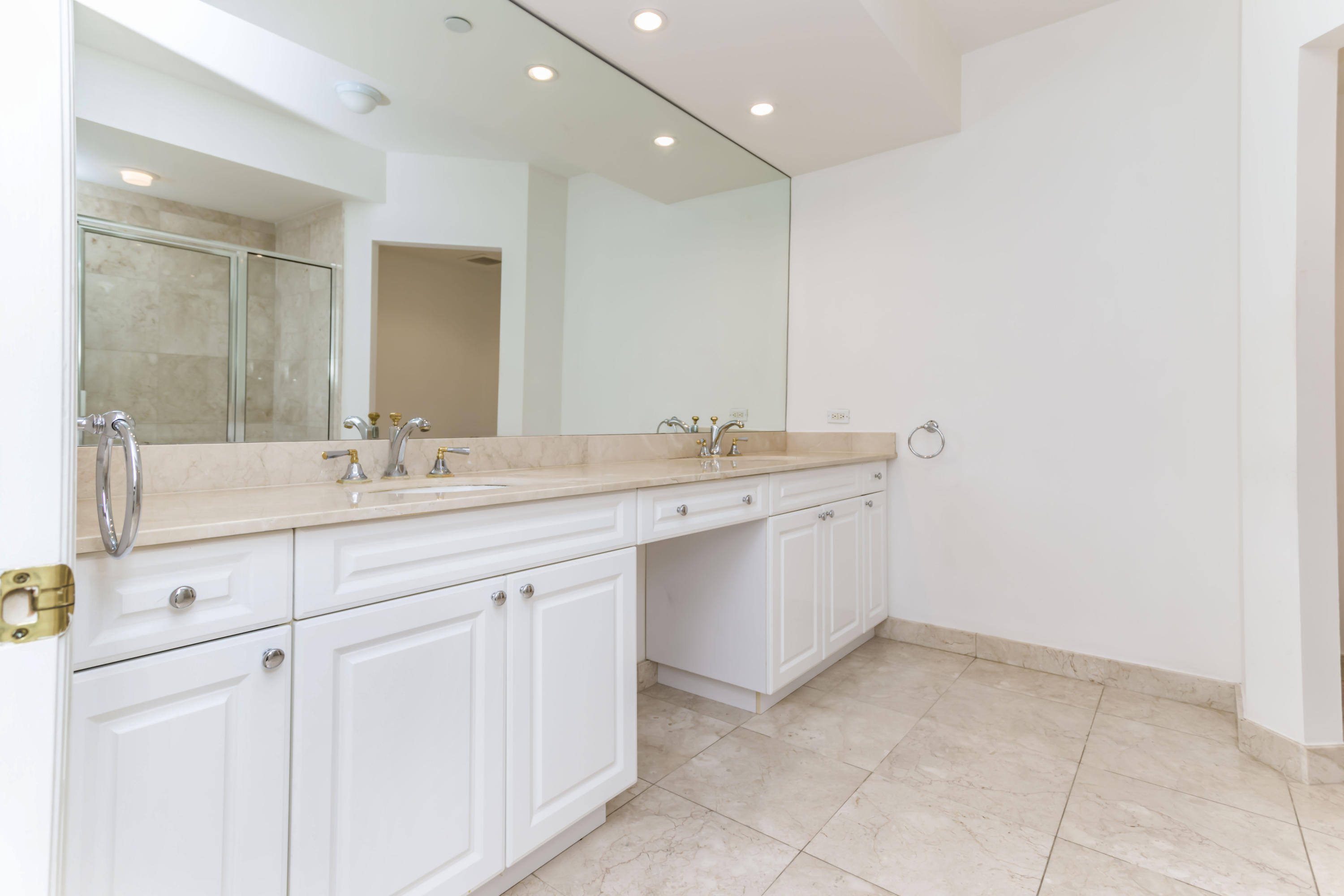 550 Southeast Mizner Boulevard, Unit B809 Boca Raton, FL 33432 - Photo 54 of 70 13