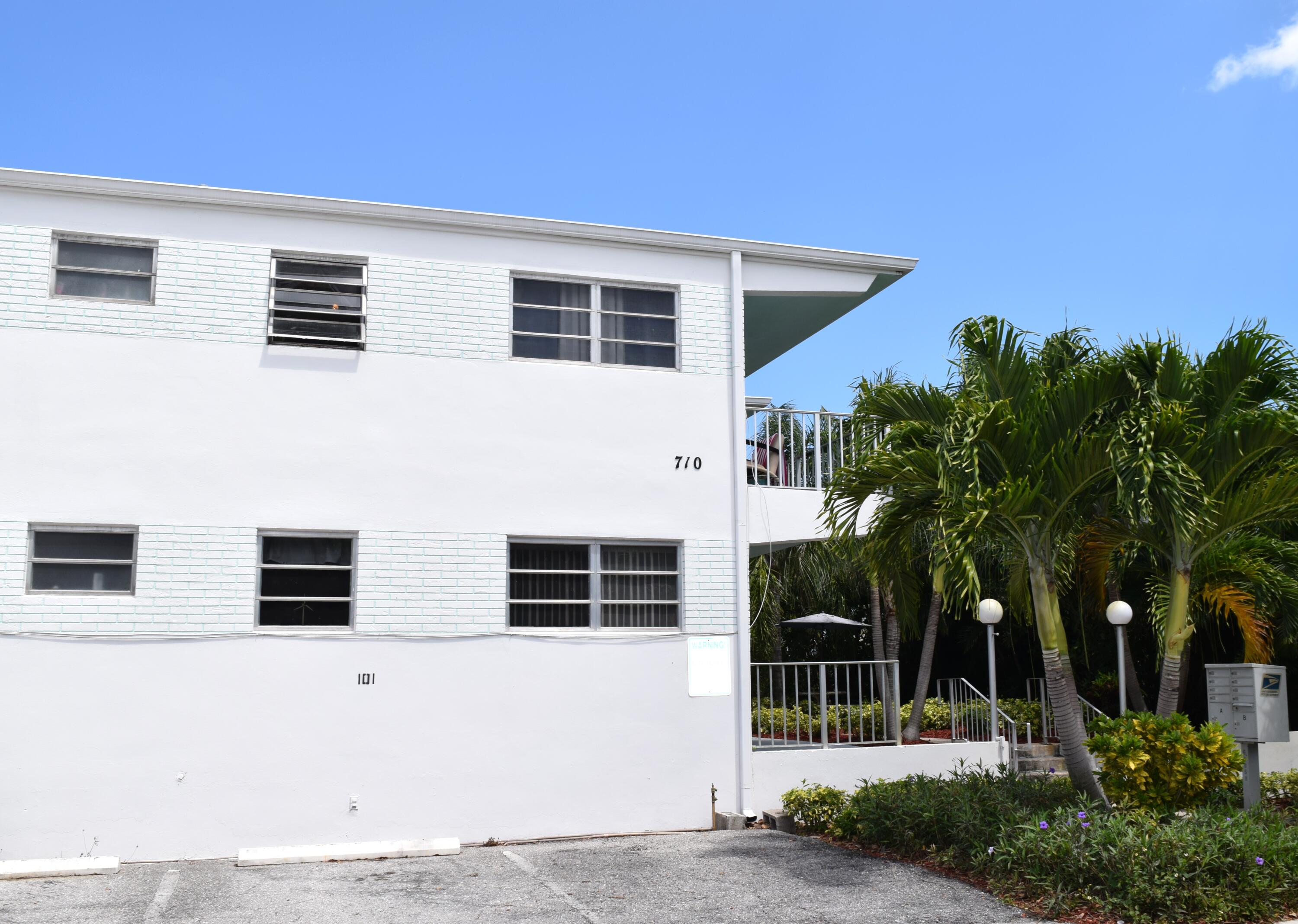 710 North K Street, Unit 203 Lake Worth Beach, FL 33460 - Photo 13 of 17 parking 1
