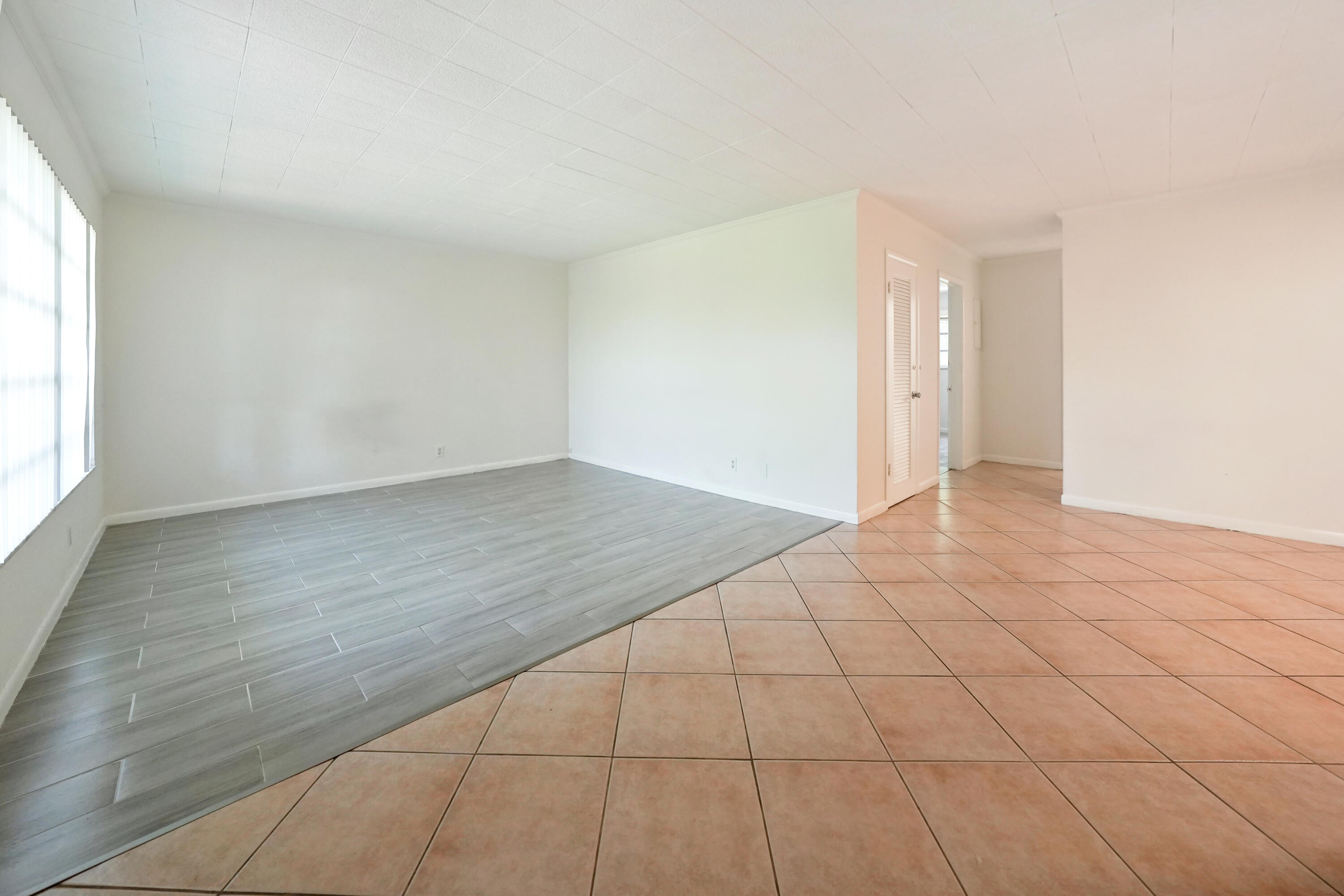 710 North K Street, Unit 203 Lake Worth Beach, FL 33460 - Photo 6 of 17 004