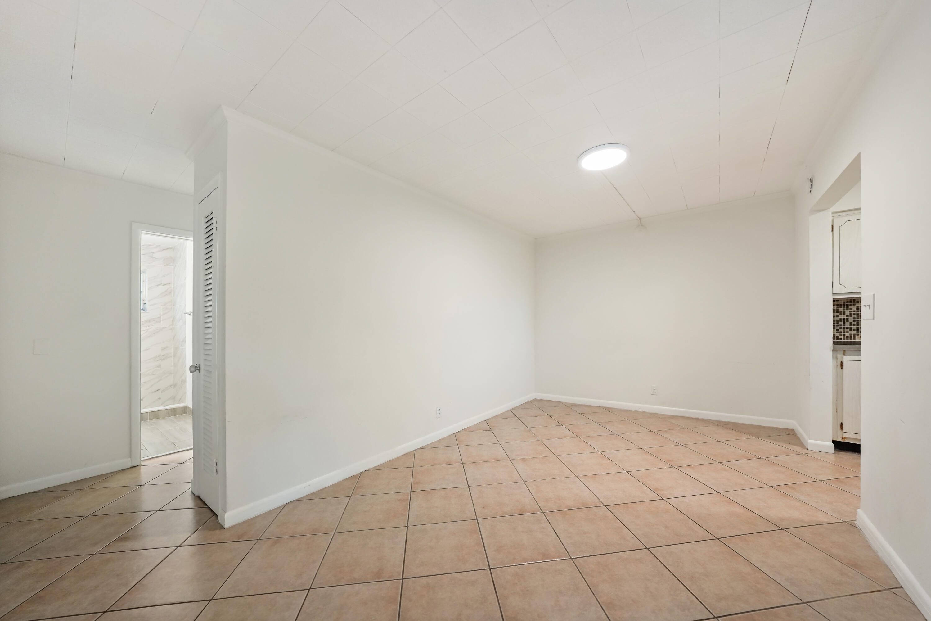 710 North K Street, Unit 203 Lake Worth Beach, FL 33460 - Photo 7 of 17 008