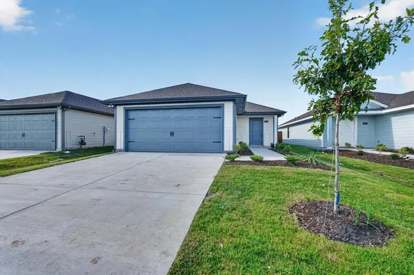 $1,700 | 1121 Southfield Drive, Caddo Mills, TX 75135