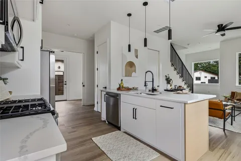 $500,000 | 6809 Porter Street, Unit 1, Austin, TX 78741