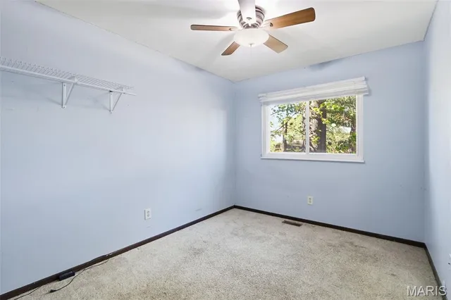 $260,000 | 215 Birchleaf Drive, St. Peters, MO 63376