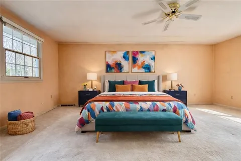 $300,000 | 3206 Brunton Drive, Glenshaw, PA 15116