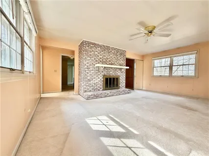 $300,000 | 3206 Brunton Drive, Glenshaw, PA 15116