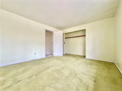 $300,000 | 3206 Brunton Drive, Glenshaw, PA 15116