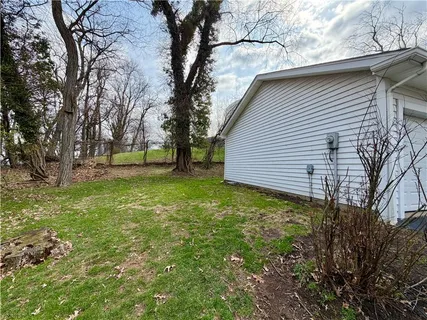 $300,000 | 3206 Brunton Drive, Glenshaw, PA 15116