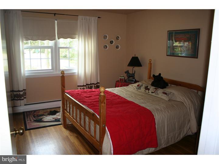 2310 Fairway Road Huntingdon Valley, PA 19006 - Photo 18 of 19 Bedroom 3