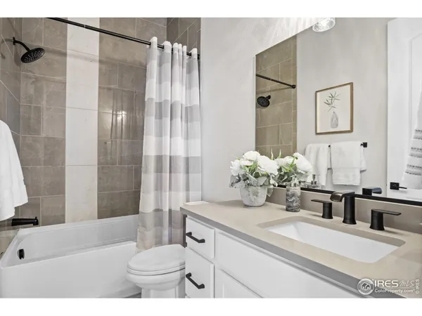 $1,115,000 | 206 Blue Fortune Drive, Windsor, CO 80550