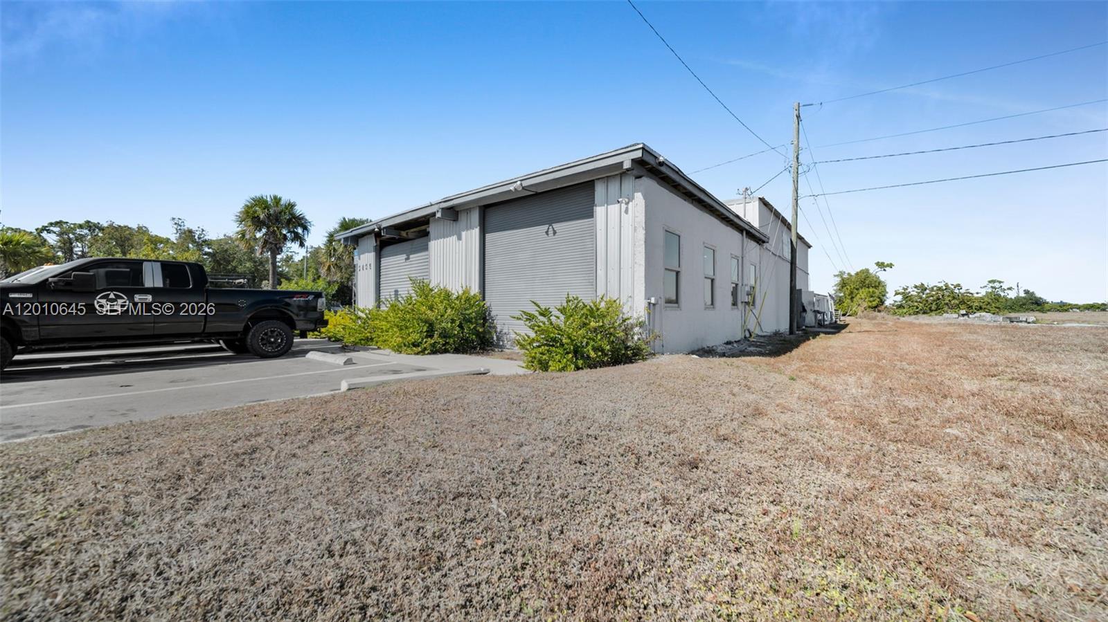 2635 Southwest Pine Island Road Cape Coral, FL 33991 - Photo 20 of 37 Photo 20