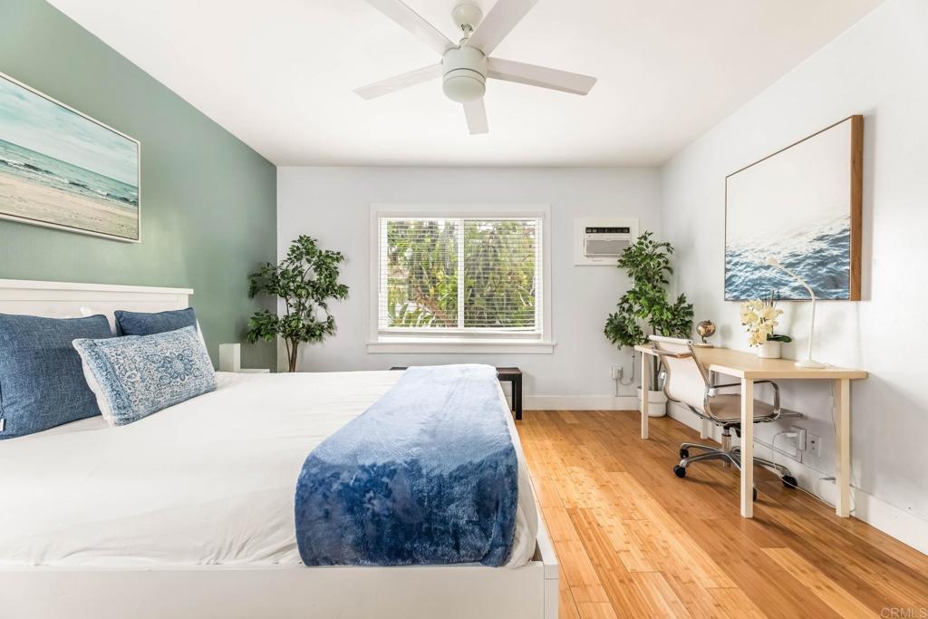 2432 3rd Street Santa Monica, CA 90405 - Photo 42 of 62 a bedroom with a large bed and a window