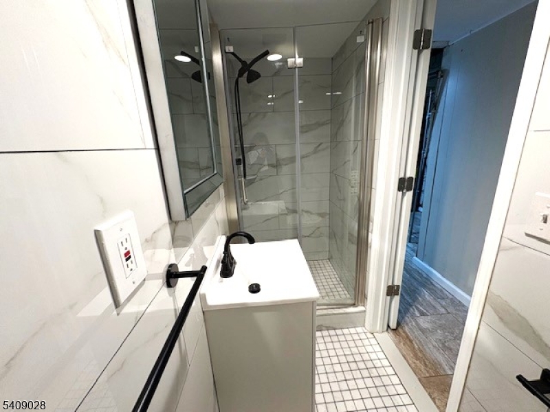 111 Watson Drive Dover, NJ 07801 - Photo 17 of 20