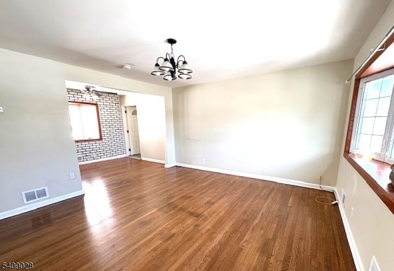 111 Watson Drive Dover, NJ 07801 - Photo 3 of 20