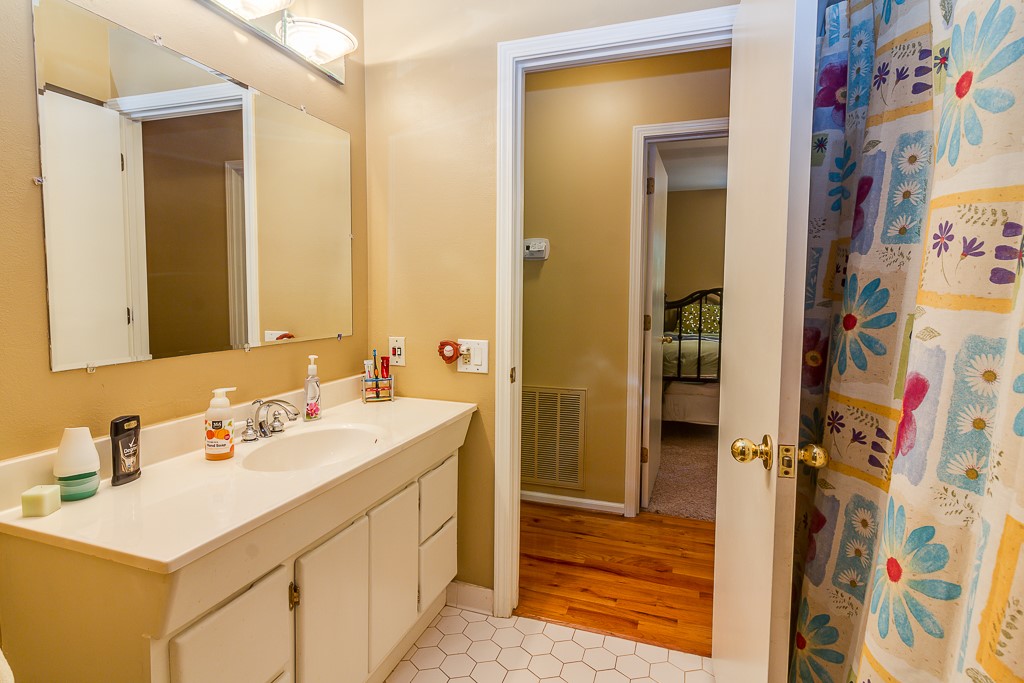 206 Wynmere Way Seneca, SC 29672 - Photo 24 of 35 Gallery Image 24