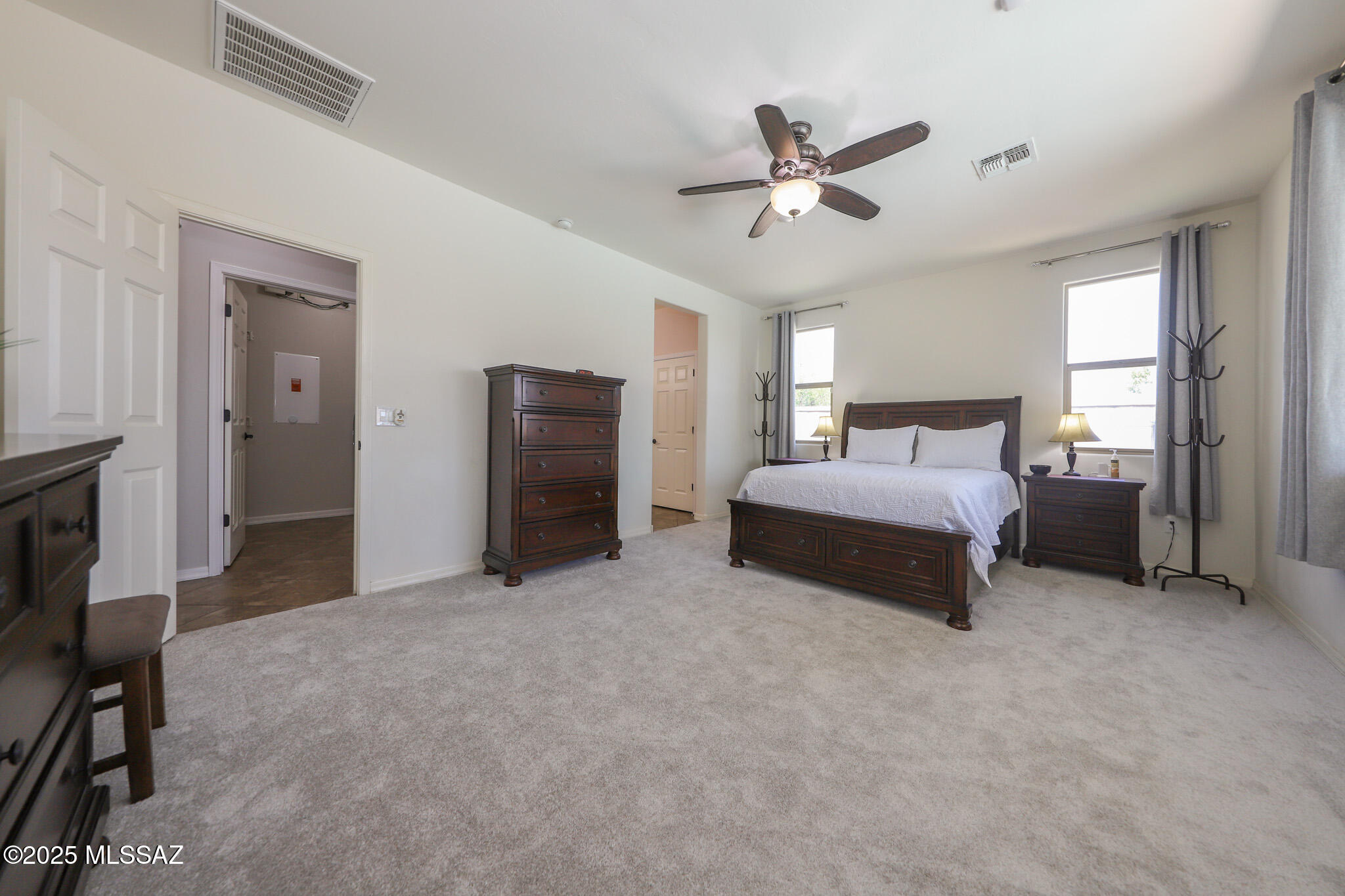9426 Horned Lizard Loop Tucson, AZ 85747 - Photo 12 of 32