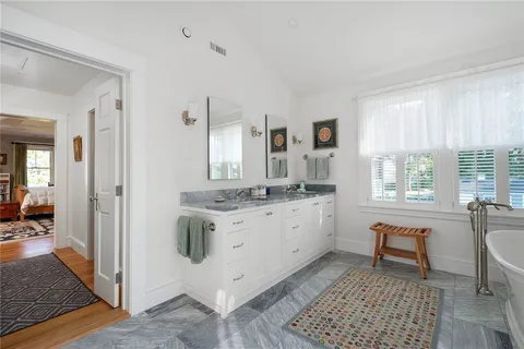 $3,550,000 | 140 Aldrich Avenue, Warwick, RI 02889