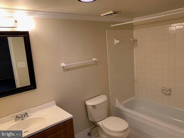 435 Christopher Avenue, Unit 23 Gaithersburg, MD 20879 - Photo 15 of 17