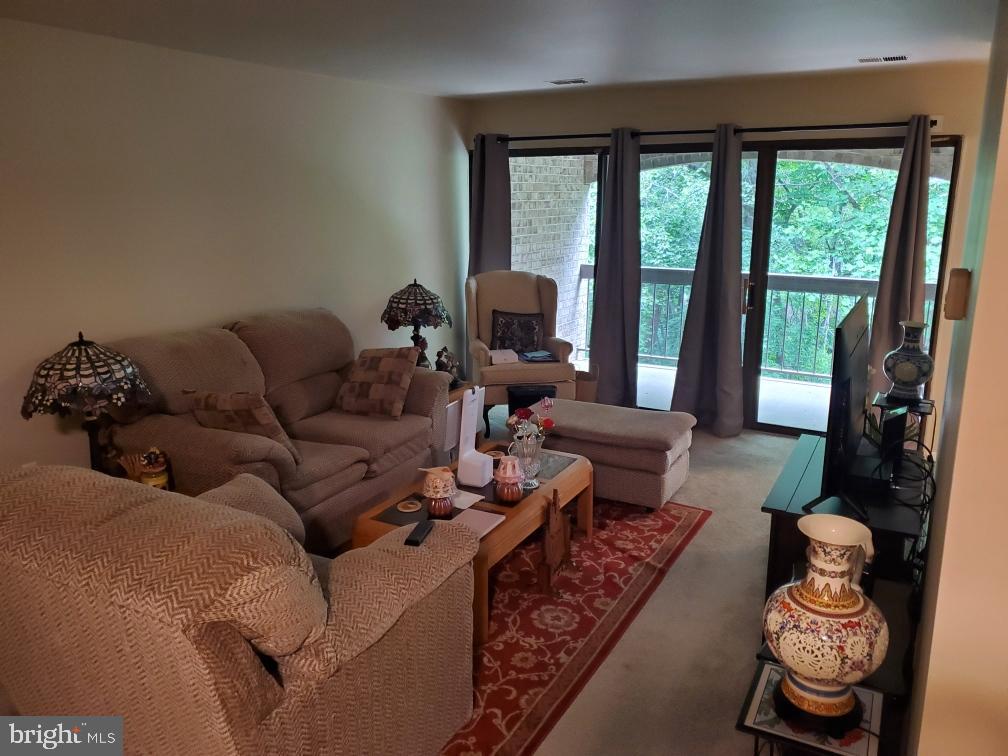 435 Christopher Avenue, Unit 23 Gaithersburg, MD 20879 - Photo 5 of 17