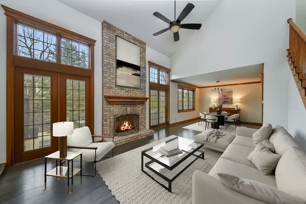 $1,450,000 | 2009 Mackenzie Place, Unit 2009, Wheaton, IL 60187