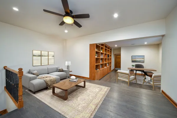$1,450,000 | 2009 Mackenzie Place, Unit 2009, Wheaton, IL 60187