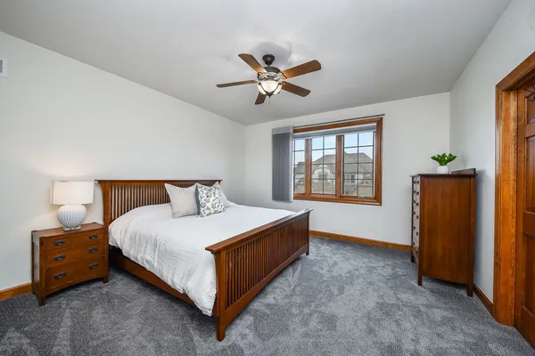 $1,450,000 | 2009 Mackenzie Place, Unit 2009, Wheaton, IL 60187