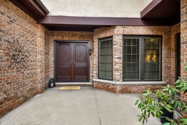 $1,450,000 | 2009 Mackenzie Place, Unit 2009, Wheaton, IL 60187