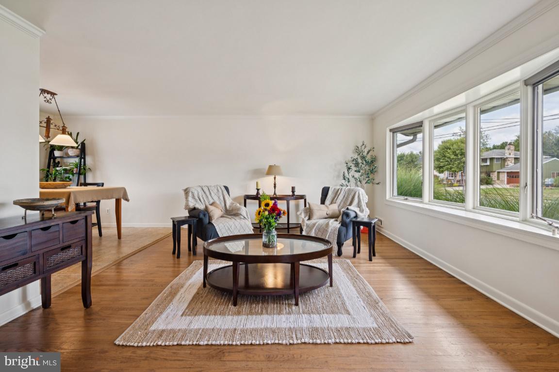 17 Randy Road Glendora, NJ 08029 - Photo 5 of 27 Gallery Image 5