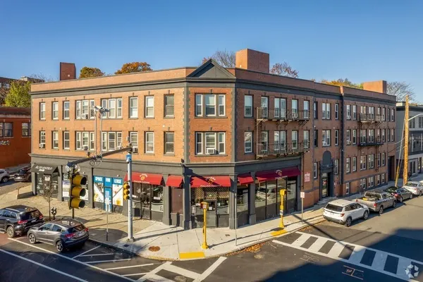 $1,695 | 10 Yeamans Street, Unit 3, Revere, MA 02151