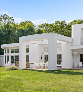 $5,295,000 | 147 Old Northwest Road, East Hampton, NY 11937