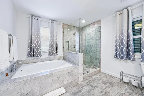 $20,000 | 5 North Beach Road, Jupiter Island, FL 33455