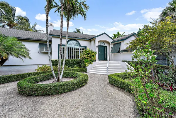 $20,000 | 5 North Beach Road, Jupiter Island, FL 33455