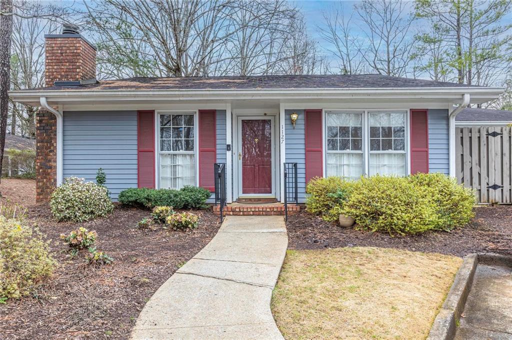 1127 Moorestown Circle Decatur, GA 30033 - Photo 1 of 1 front view of a house