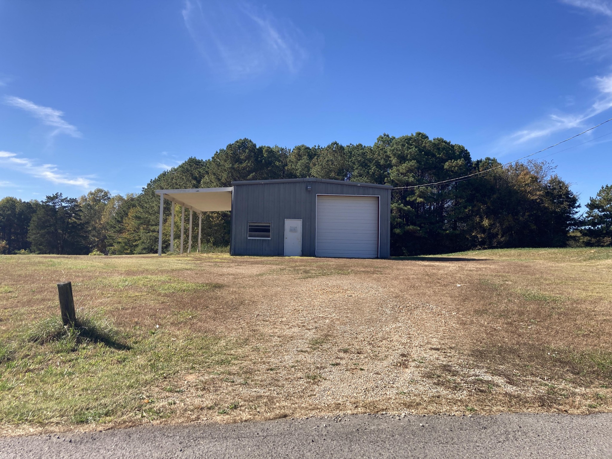 0 Second Creek Road Five Points, TN 38457 - Photo 2 of 17 a backyard of a house
