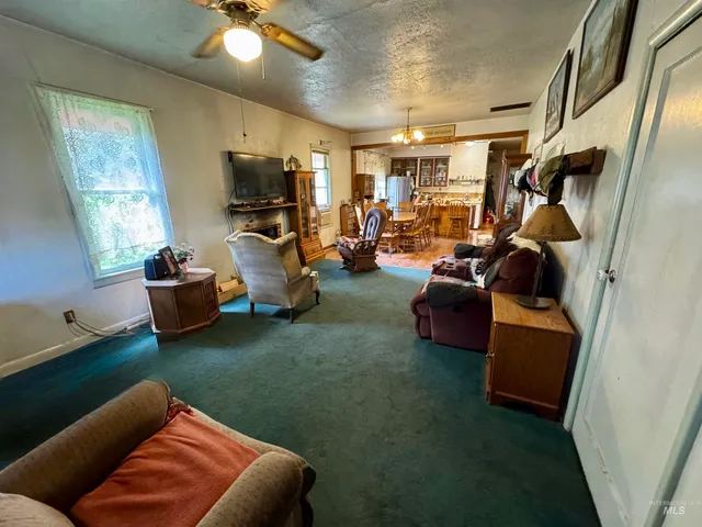 $225,000 | 412 Walnut Street, Nezperce, ID 83543