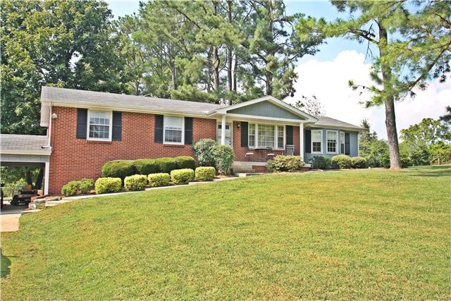 236 East Biggs Road Portland, TN 37148 - Photo 1 of 20